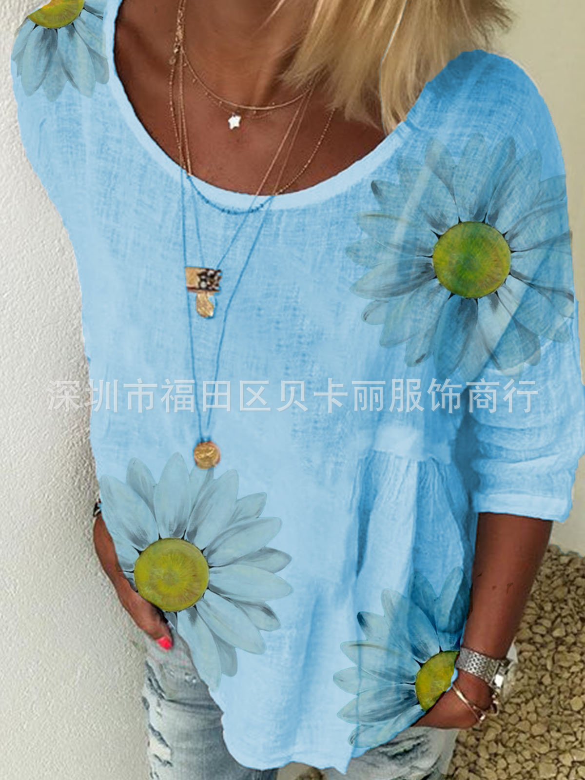 Chrysanthemum Print Round Neck Three-Quarter Sleeve T-Shirt for Women