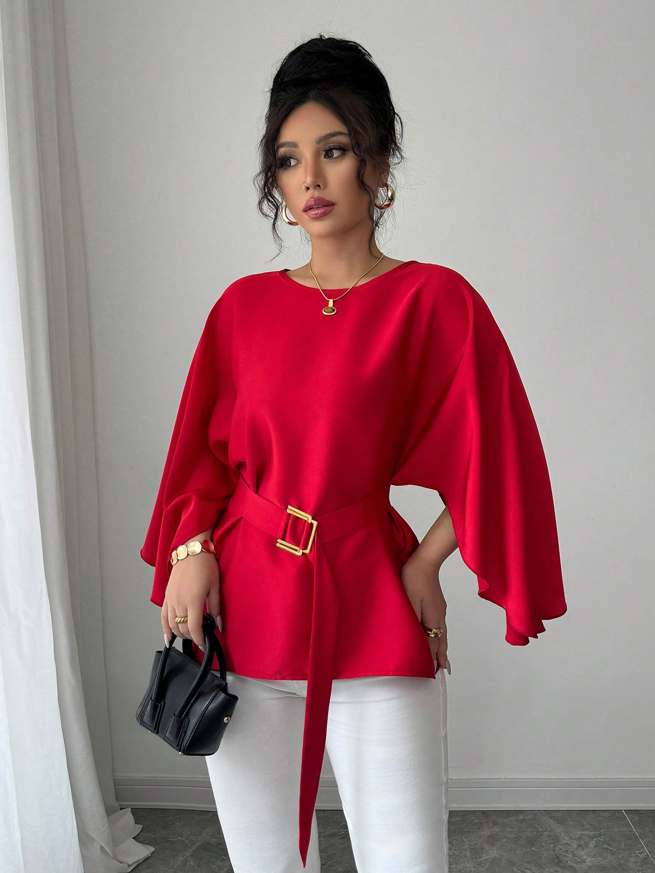 French Vintage Ruffle Sleeve Round Neck Slimming Top