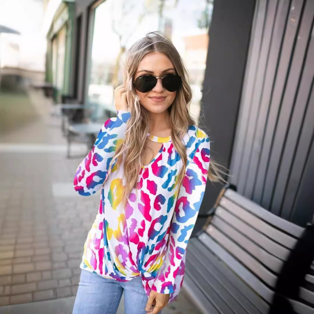 Women's Slim Fit Leopard Camo Star Print Long Sleeve Top