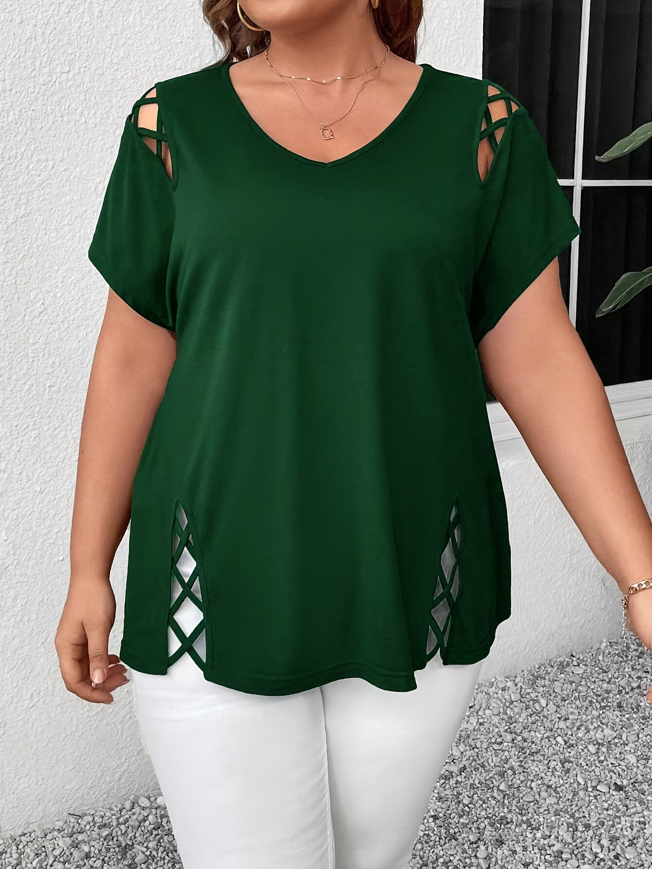 Women's Plus Size Solid Cross-Strap V-Neck Short Sleeve T-Shirt