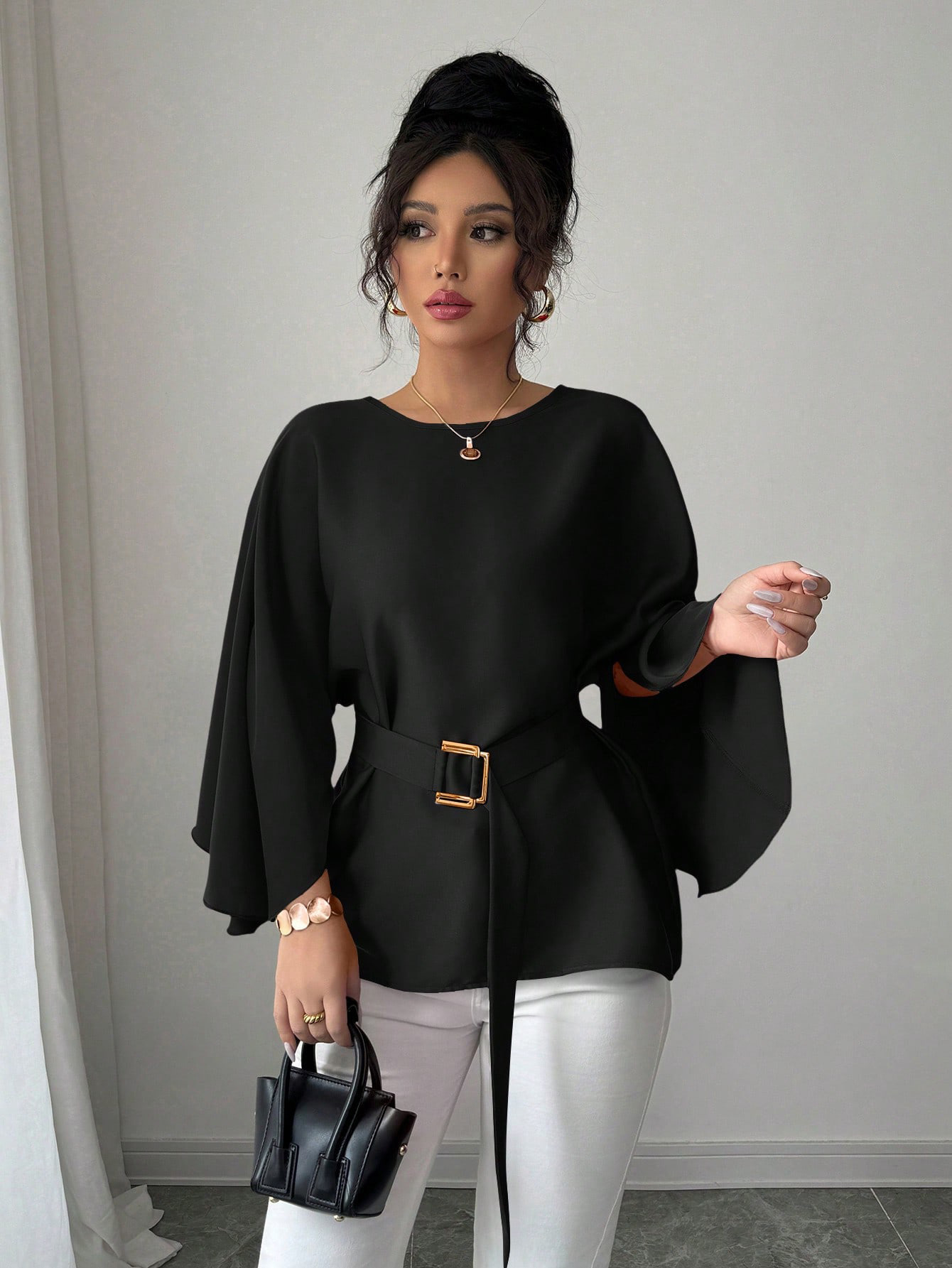 French Vintage Ruffle Sleeve Round Neck Slimming Top
