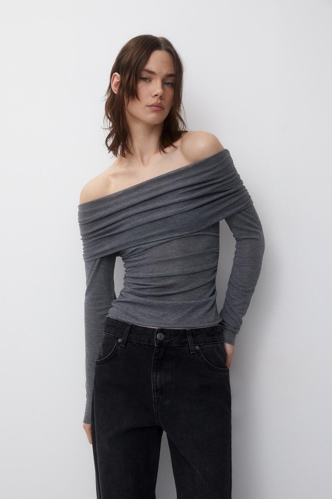 Sexy Off-Shoulder Long-Sleeve T-Shirt Solid Color Slim Fit Cropped Top