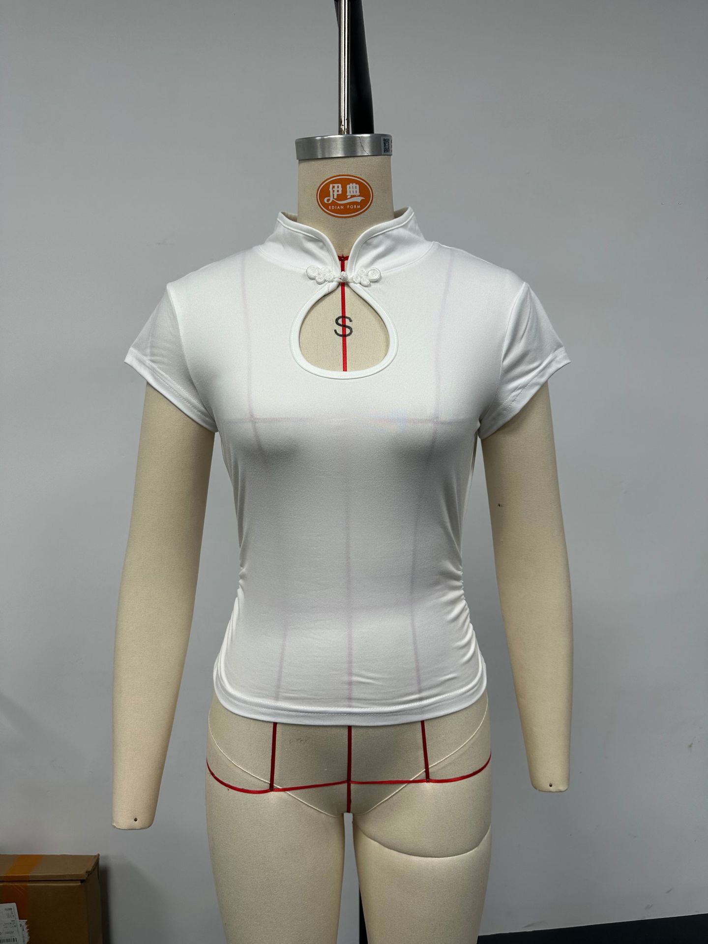 Women's Cutout Short Sleeve T-Shirt Slim Fit Retro American Style