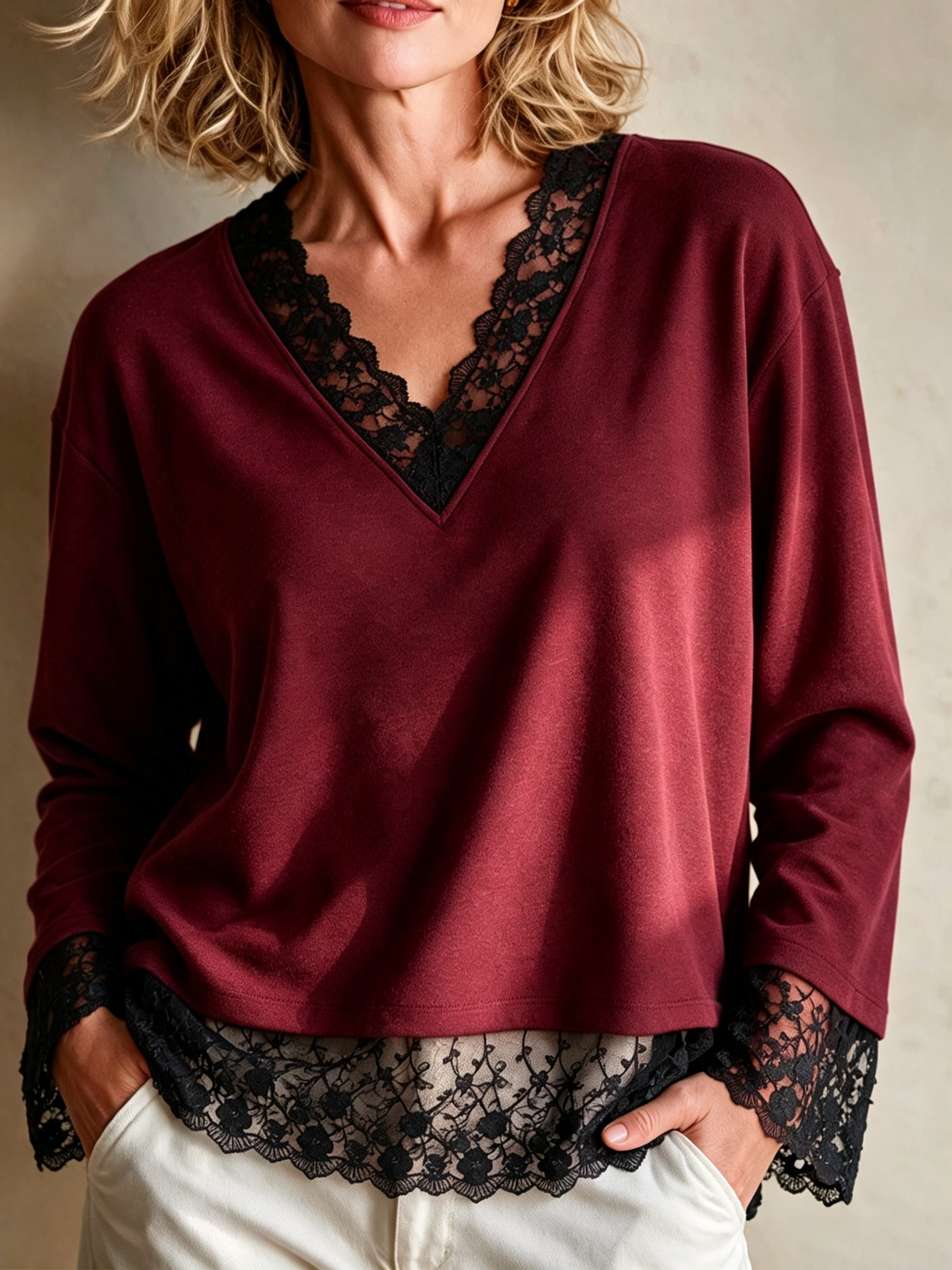 Women's Lace Spliced V-Neck Long-Sleeve Top