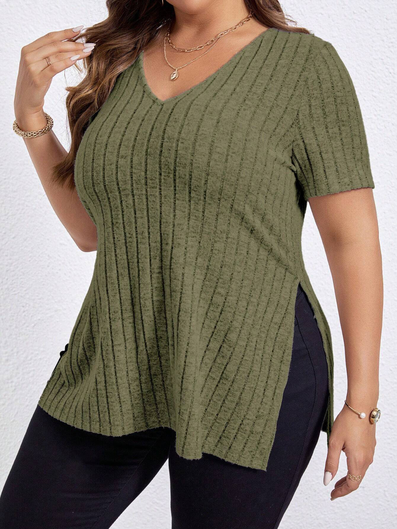 Women's Plus Size Ribbed V-Neck Short Sleeve Split Hem T-Shirt