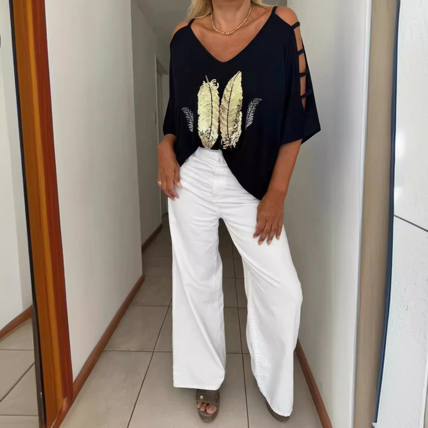 Women's Floral Print Off-Shoulder V-Neck Short Sleeve Top