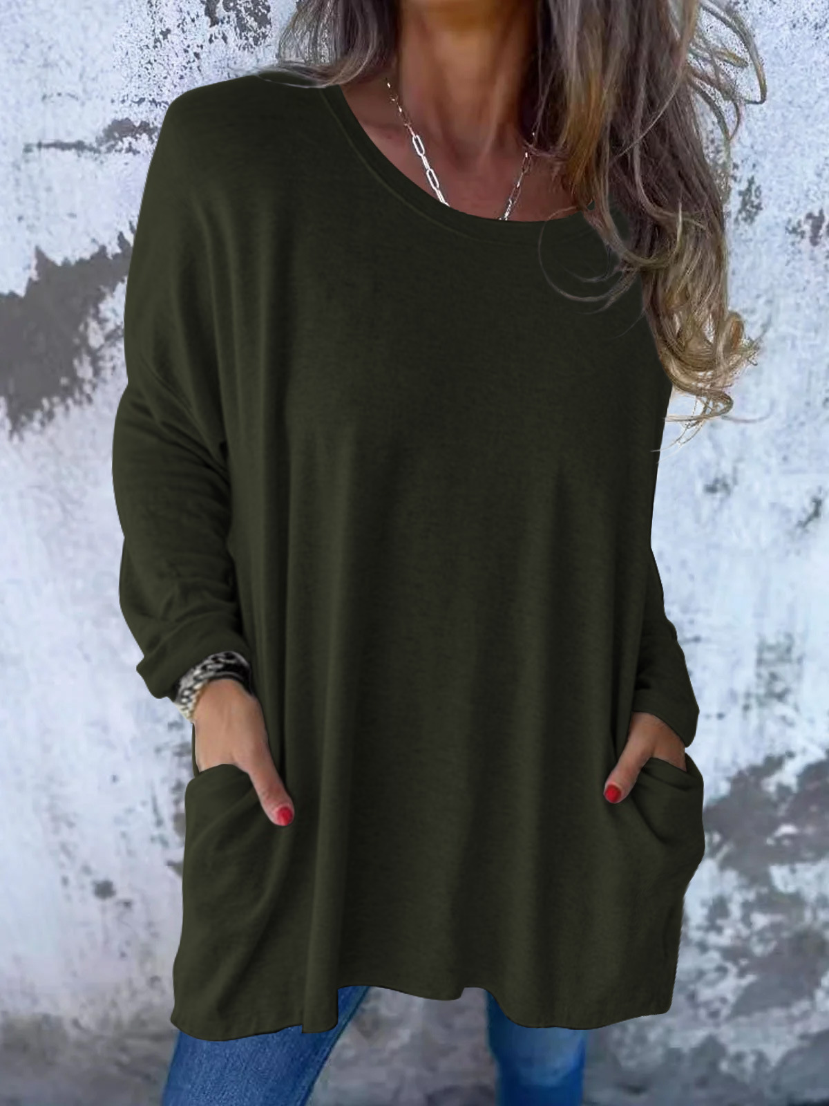 Women's Crewneck Long Sleeve Loose Fit Pocket Solid Color T-Shirt