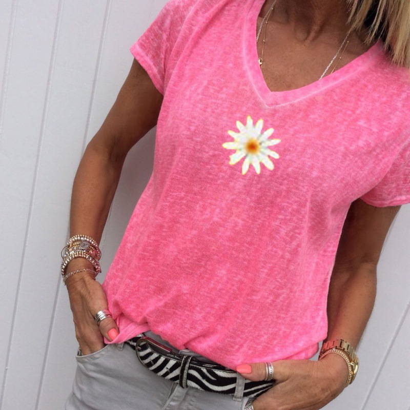 2025 Spring/Summer New Women's European and American Style Amazon WISH Hot-Selling V-Neck Daisy Knit Women's Short-Sleeve T-Shirt