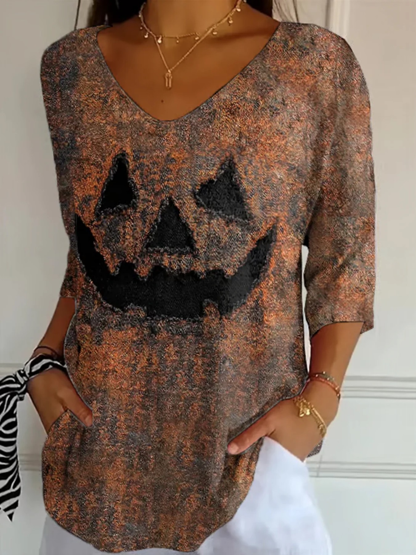 Halloween Ghost Print V-Neck Half-Sleeve Women's T-Shirt