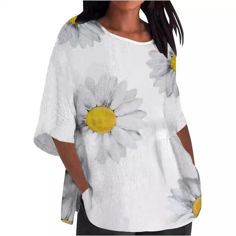 Chrysanthemum Print Round Neck 3/4 Sleeve T-Shirt for Women