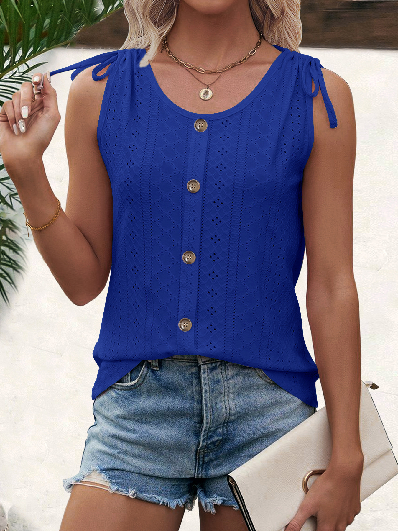 Women's U-Neck Sleeveless Tank Top with Jacquard Detail