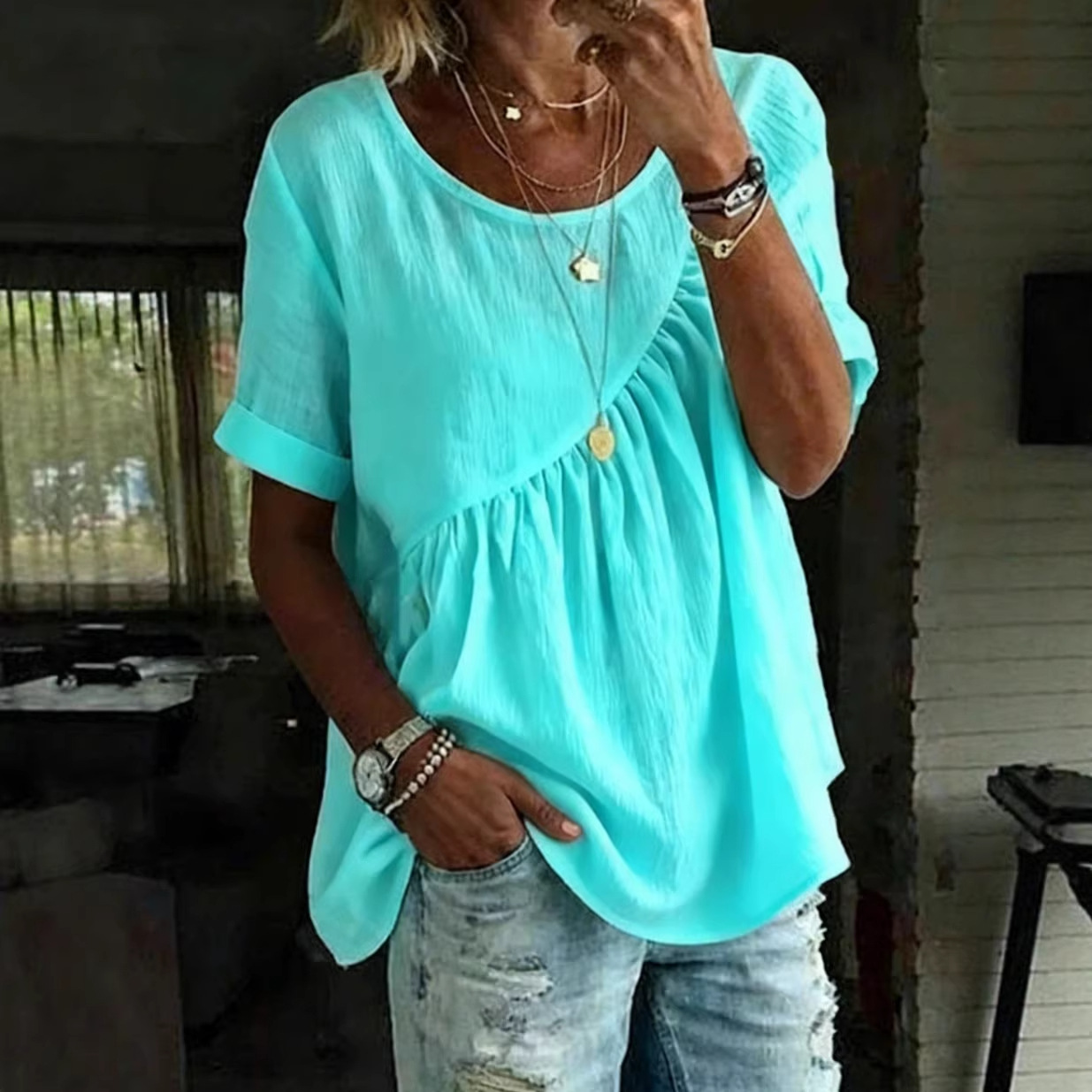 Women's Crewneck Short Sleeve Ruched T-Shirt