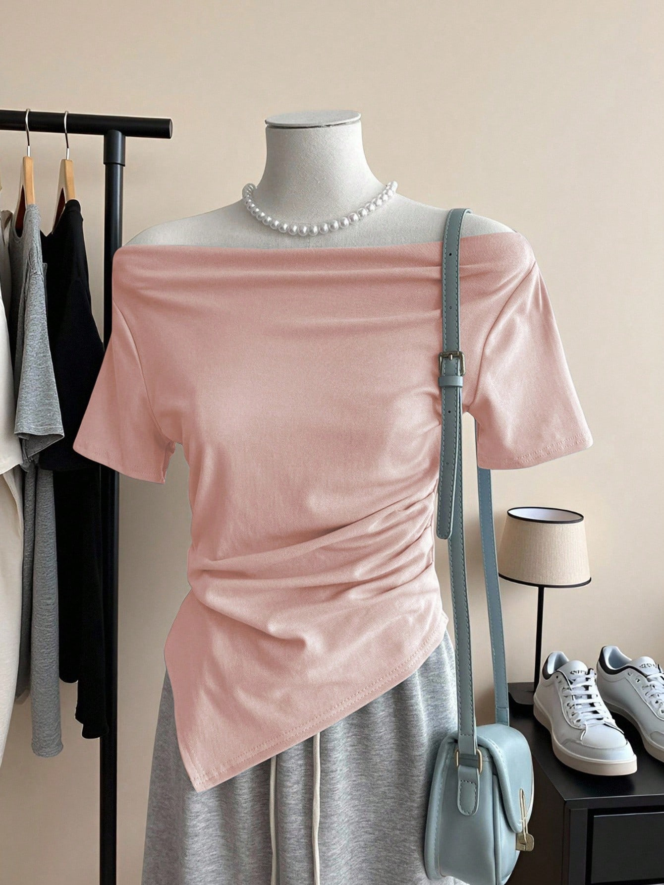 Off-Shoulder Asymmetrical Short Sleeve T-Shirt Women's Slim Cropped Top