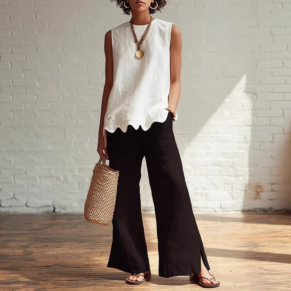 Solid Crewneck Sleeveless Wavy Hem Blouse
