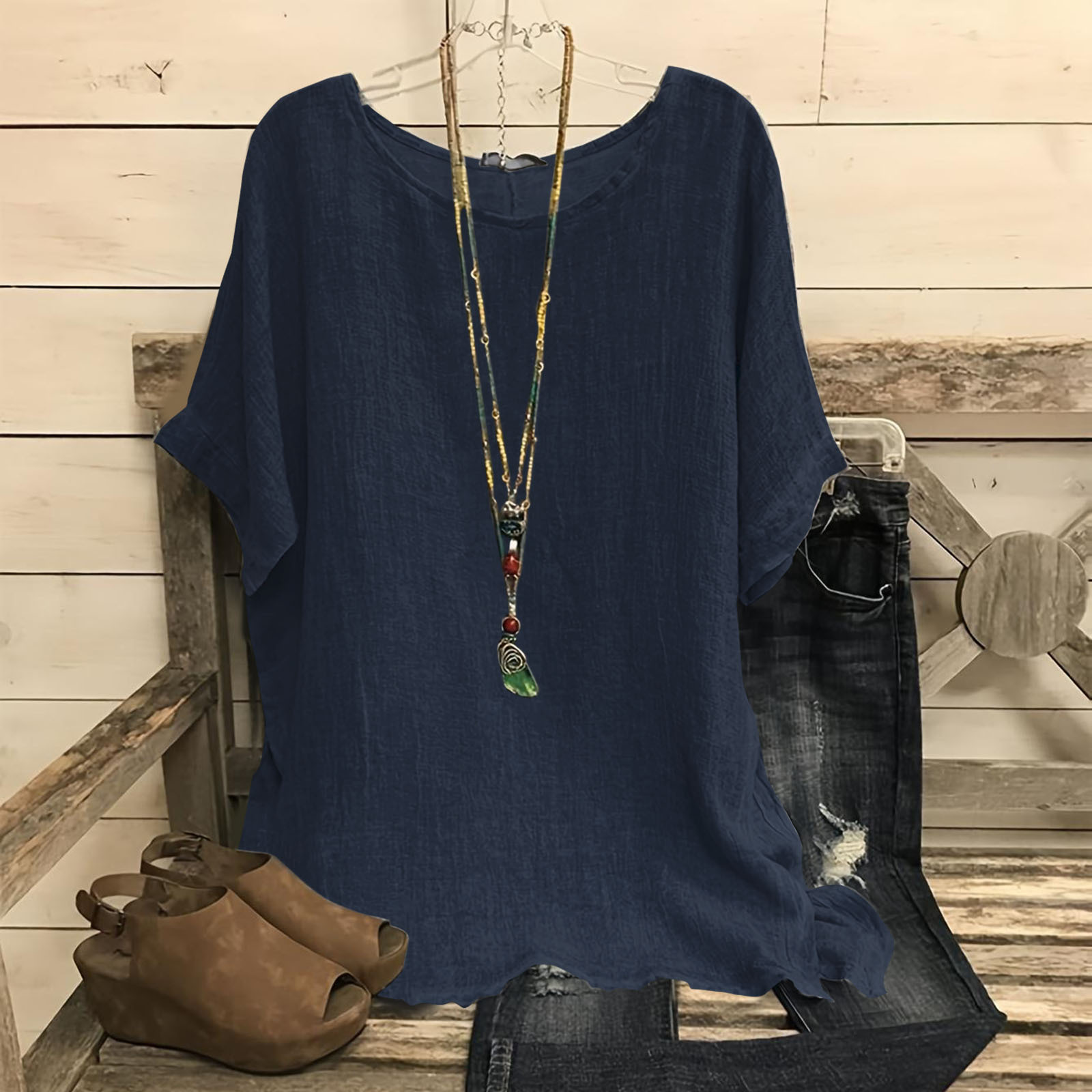 Women's Casual Loose Short Sleeve Solid Color Split Hem Round Neck Top