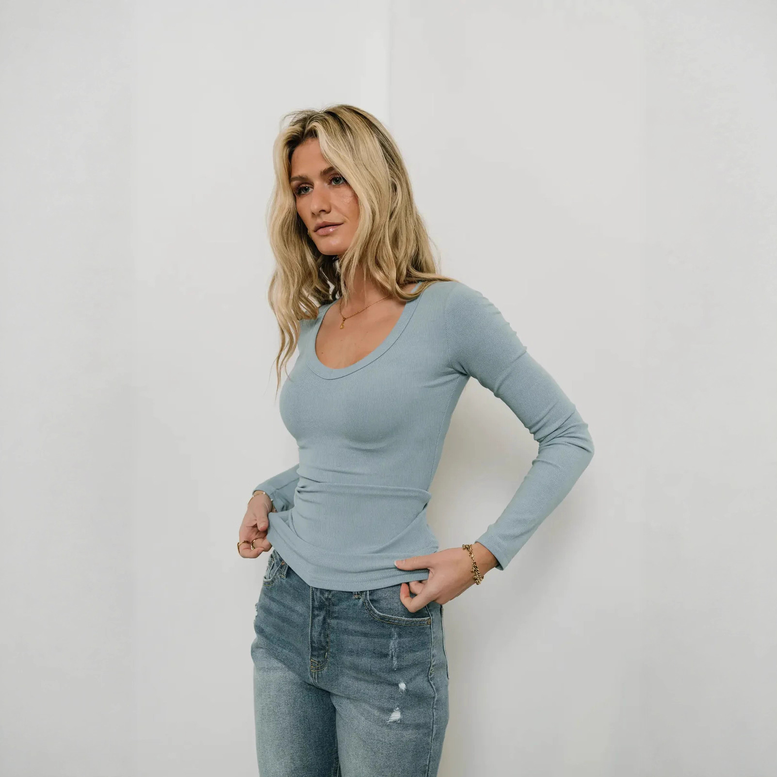 Women's Solid Long Sleeve U-Neck T-Shirt
