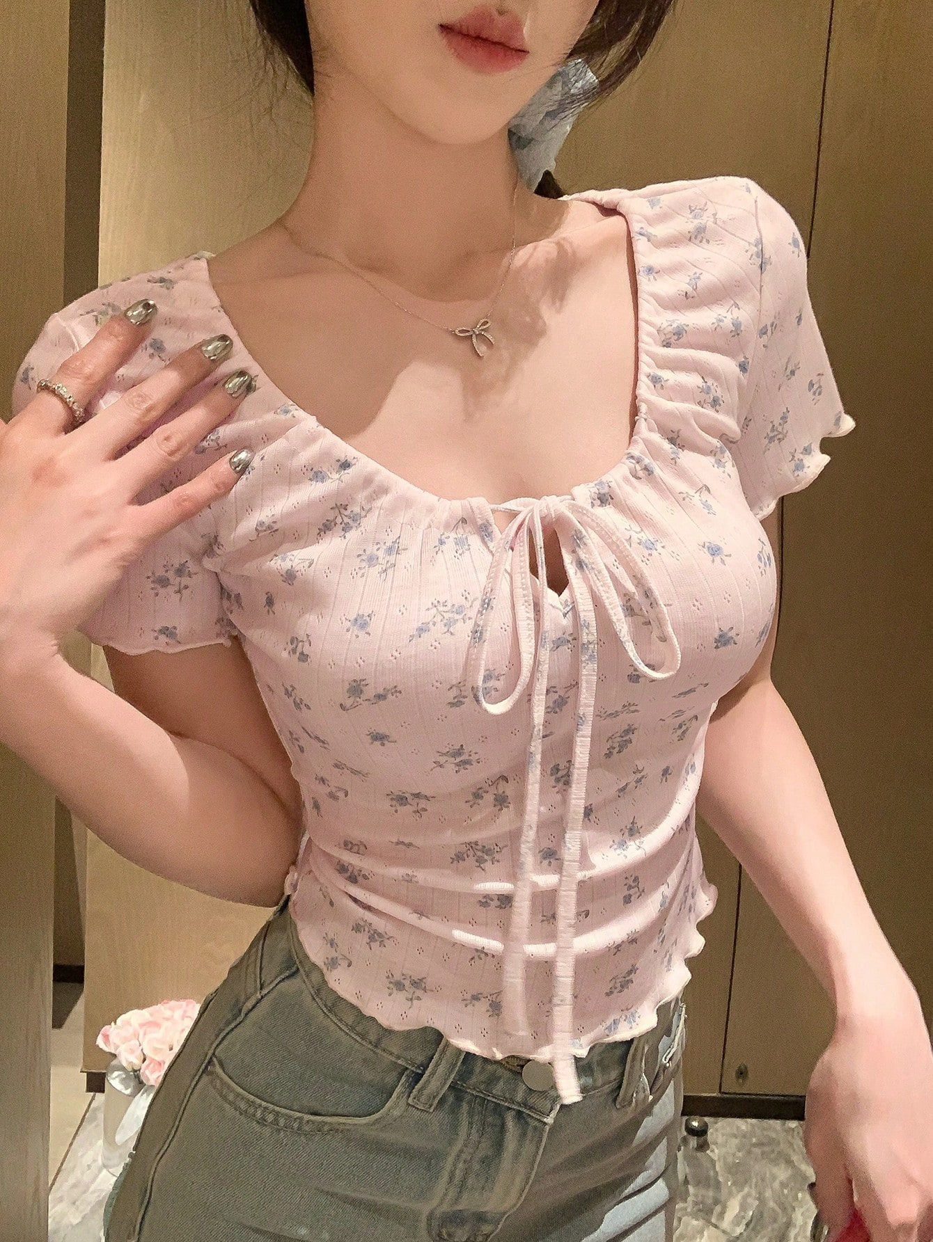 Floral U-Neck Short Sleeve Bow Tie Cropped T-Shirt