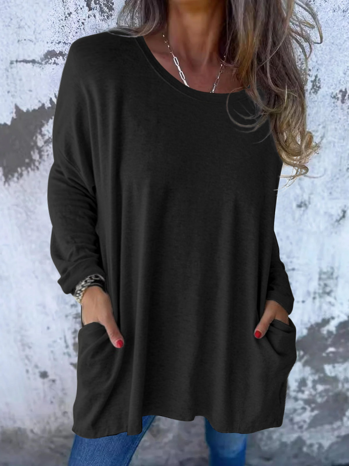 Women's Crewneck Long Sleeve Loose Fit Pocket Solid Color T-Shirt