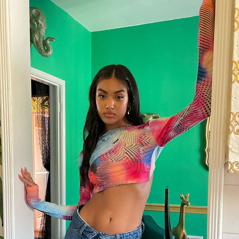 Long Sleeve Cutout Open Back Slim Crop Top