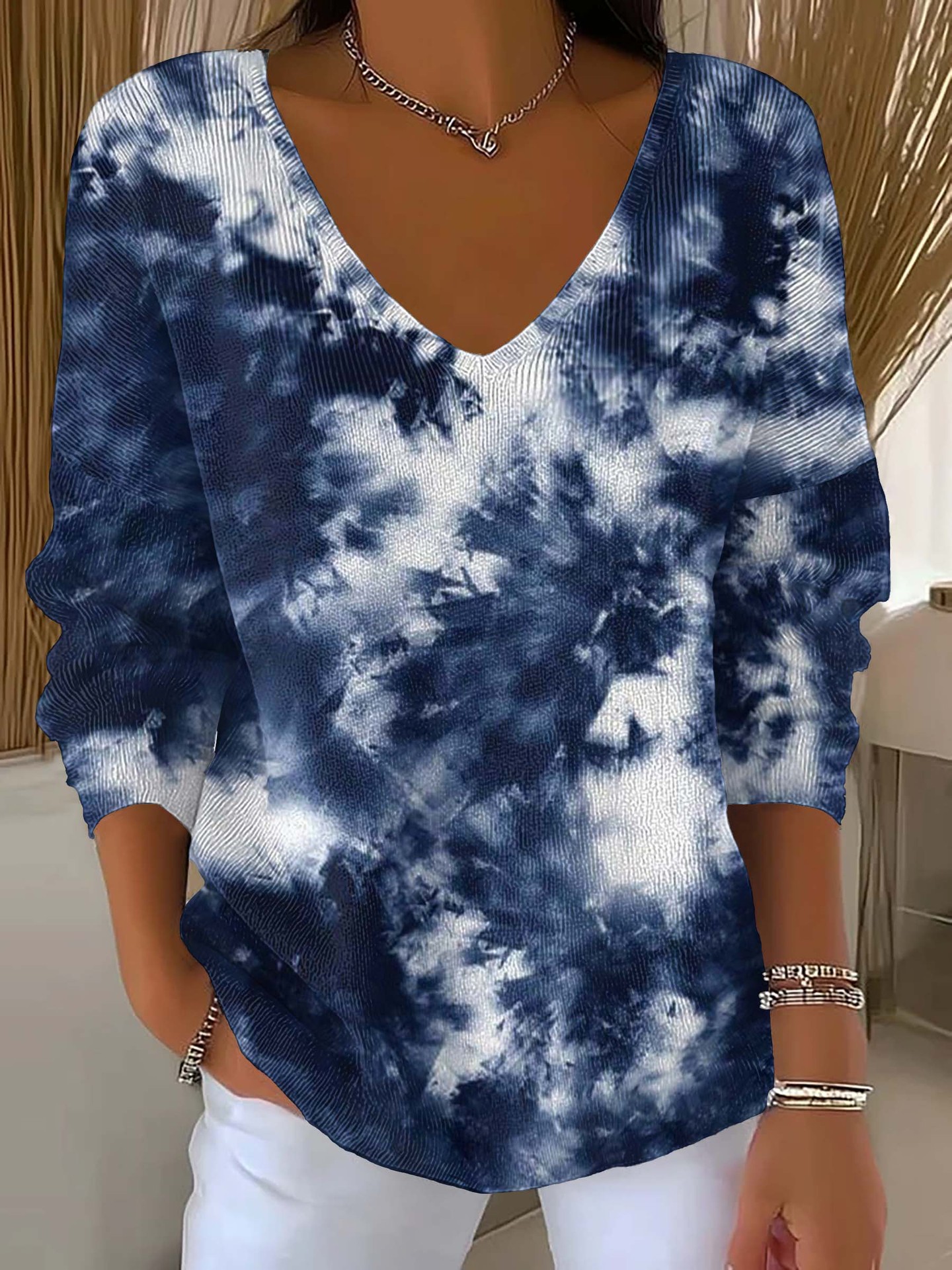 Women's Floral Star Print V-Neck Long-Sleeve T-Shirt