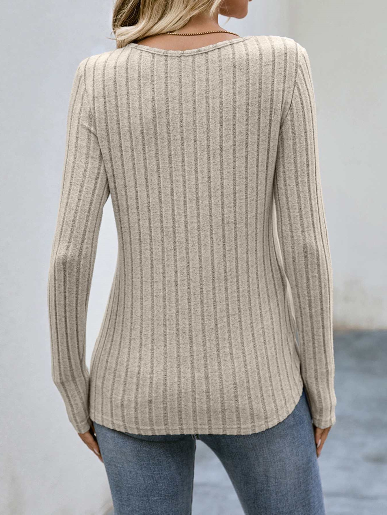Women's Solid Color Slim Fit Crewneck Long Sleeve T-Shirt
