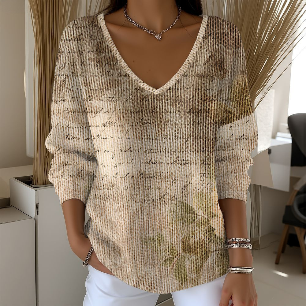 Women's V-Neck Long Sleeve T-Shirt with Animal & Plant Digital Print