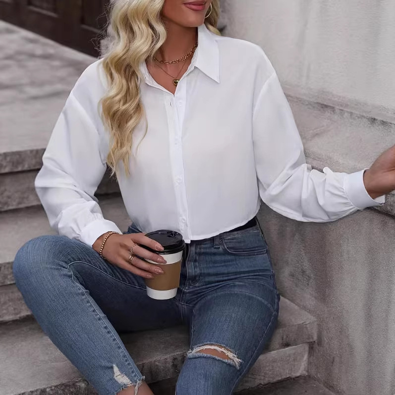 Women's Lightweight Long-Sleeve Cropped Solid Button-Down Shirt