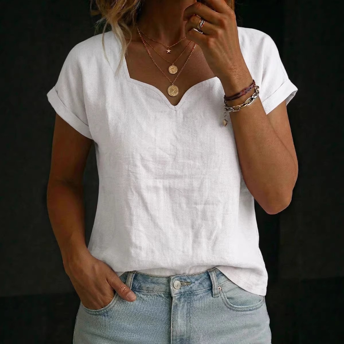 Women's Solid Short-Sleeve Sweetheart Neck T-Shirt