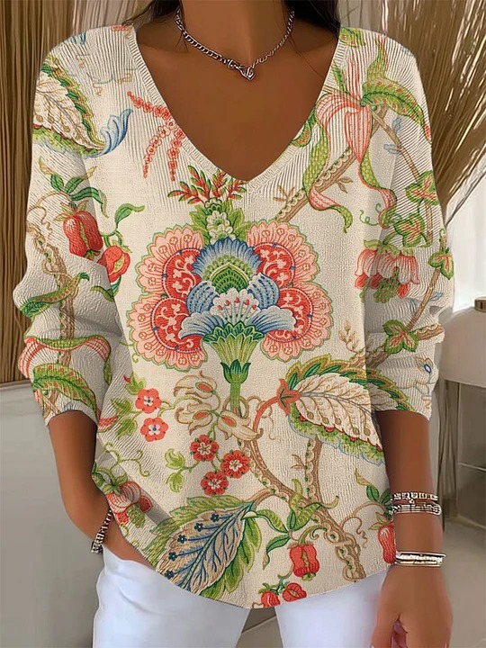 Women's V-Neck Long Sleeve T-Shirt with Animal & Plant Digital Print