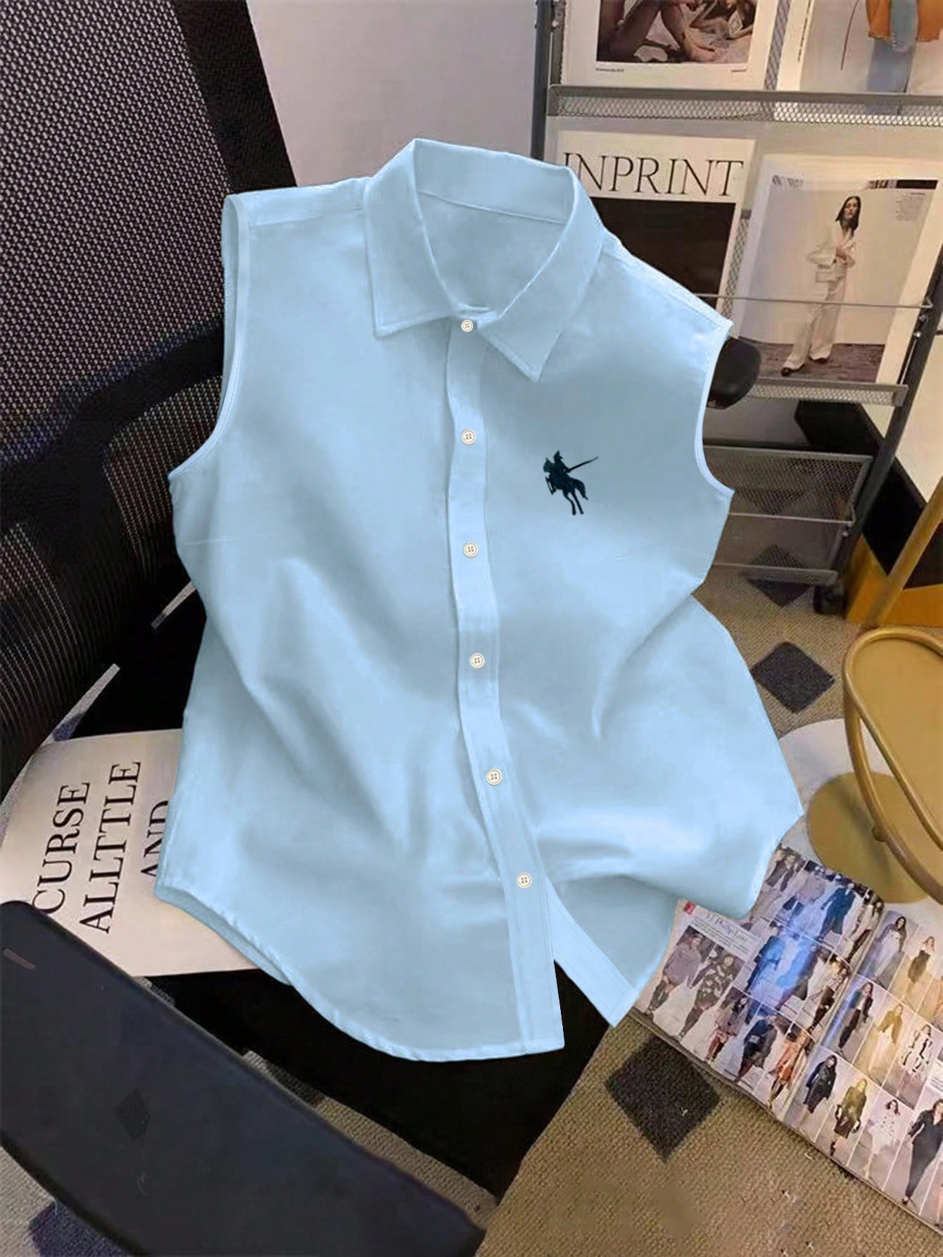 Embroidered Collared Sleeveless Blouse