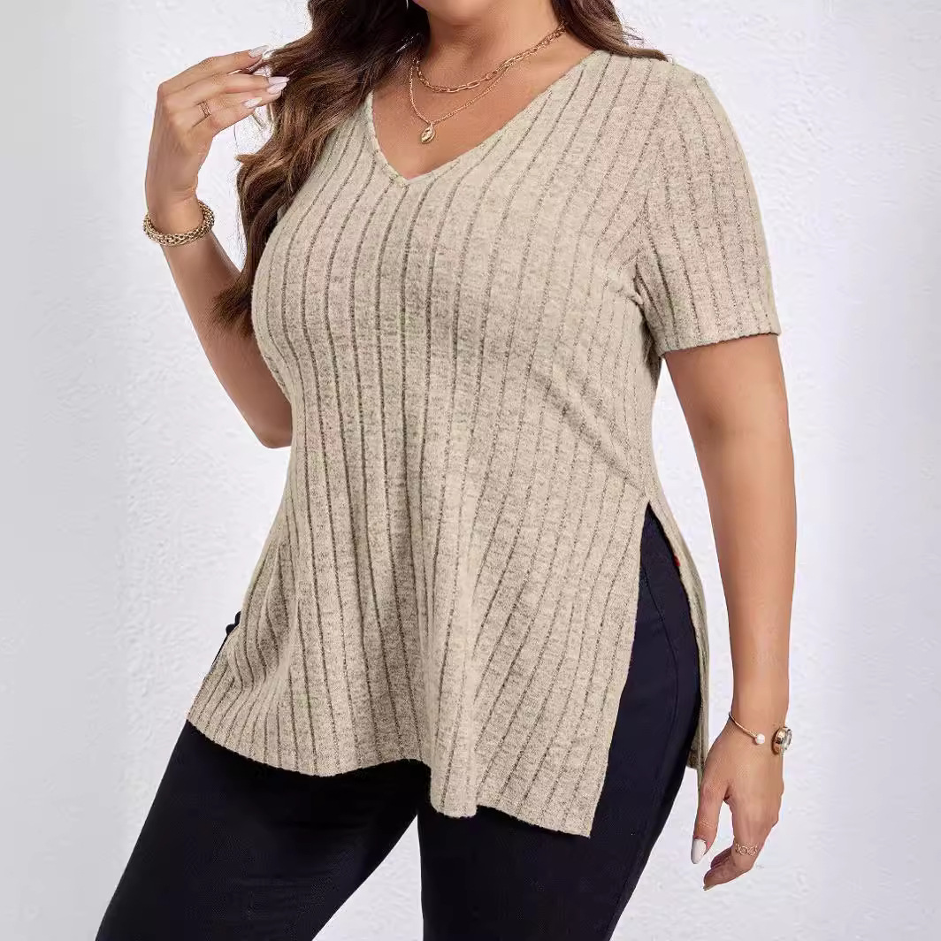 Women's Plus Size Ribbed V-Neck Short Sleeve Split Hem T-Shirt