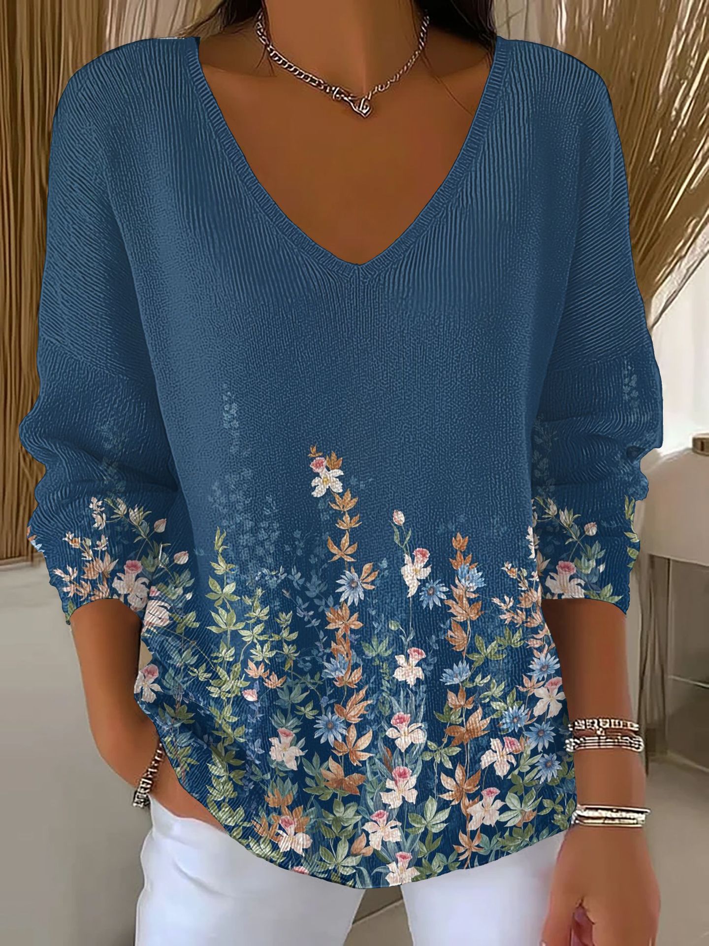 Women's Floral Star Print V-Neck Long-Sleeve T-Shirt