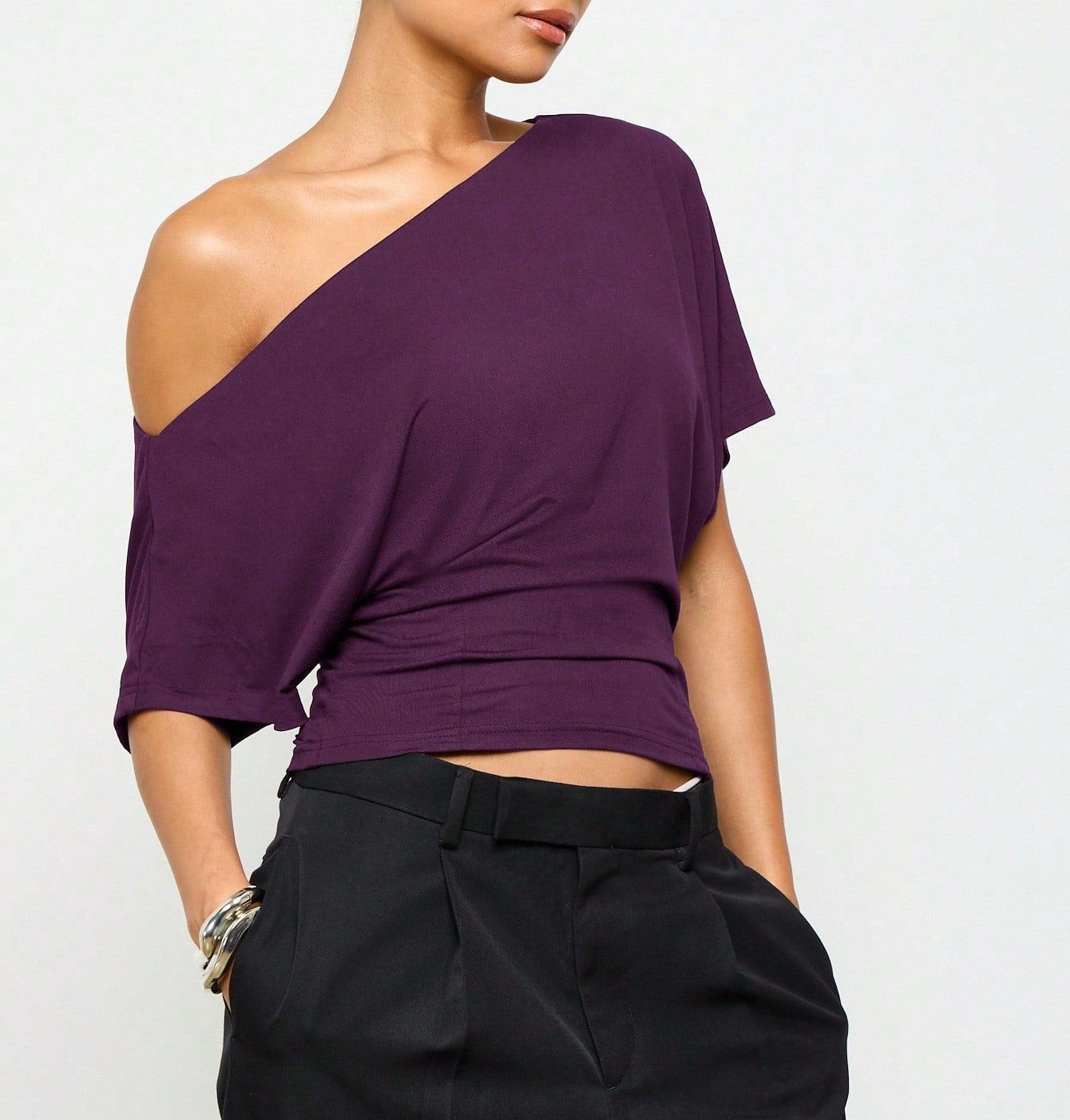 Women's Off-Shoulder Loose T-Shirt with Batwing Sleeves and Cinched Waist