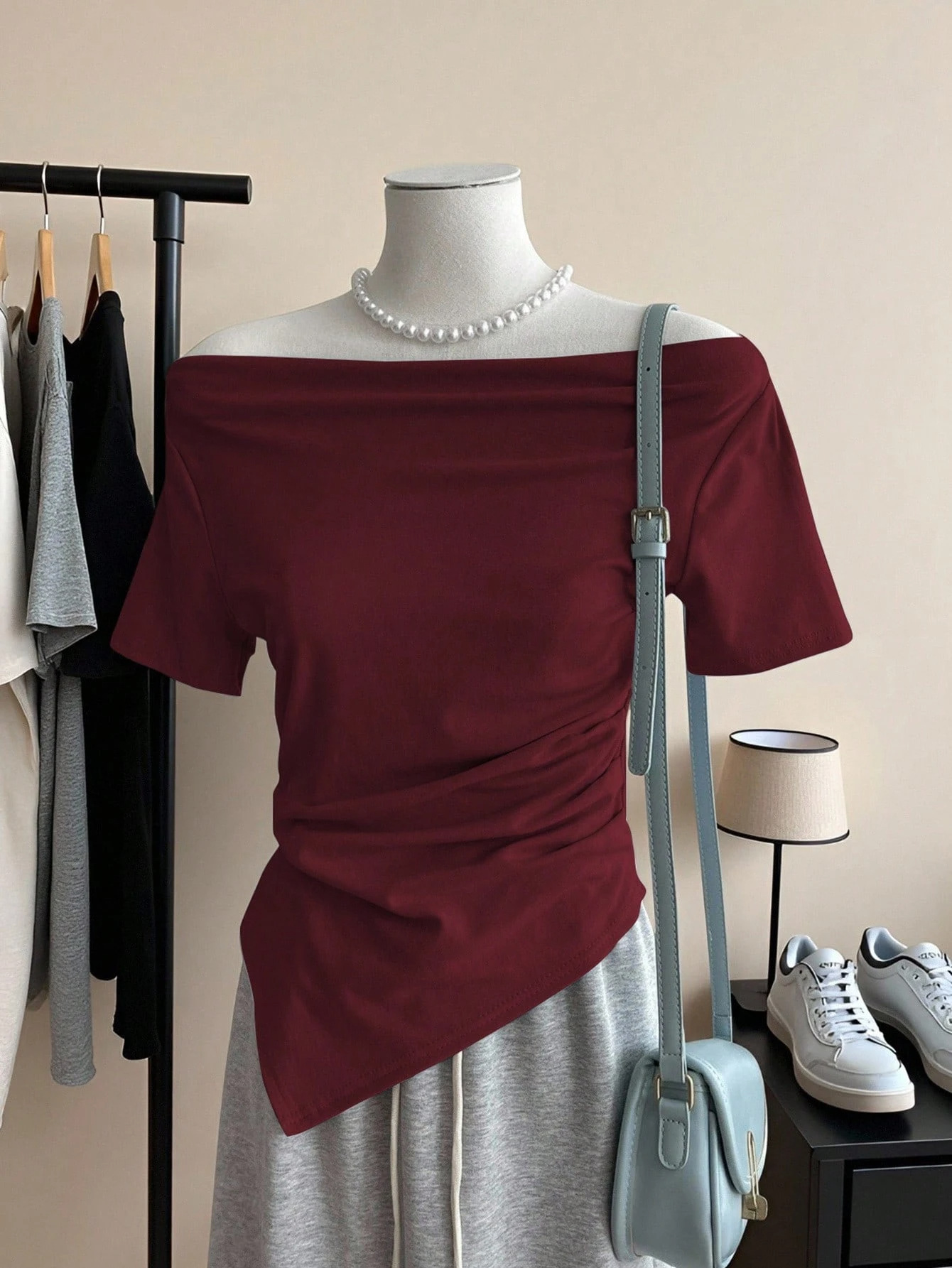 Off-Shoulder Asymmetrical Short Sleeve T-Shirt Women's Slim Cropped Top