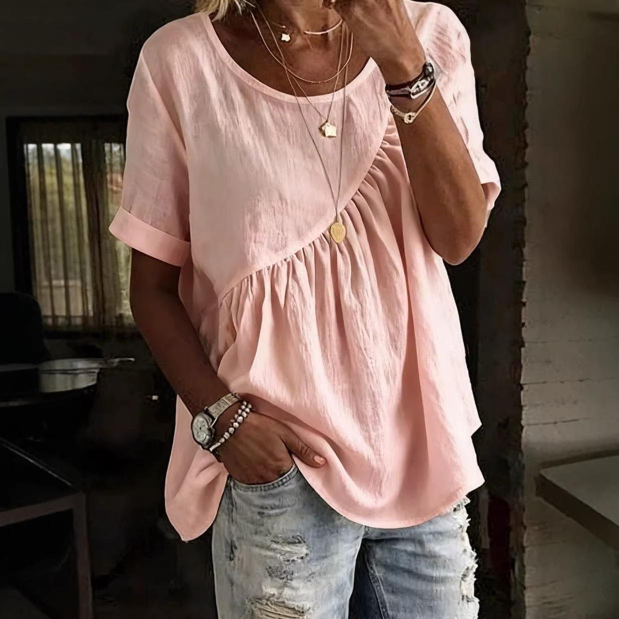 Women's Crewneck Short Sleeve Ruched T-Shirt