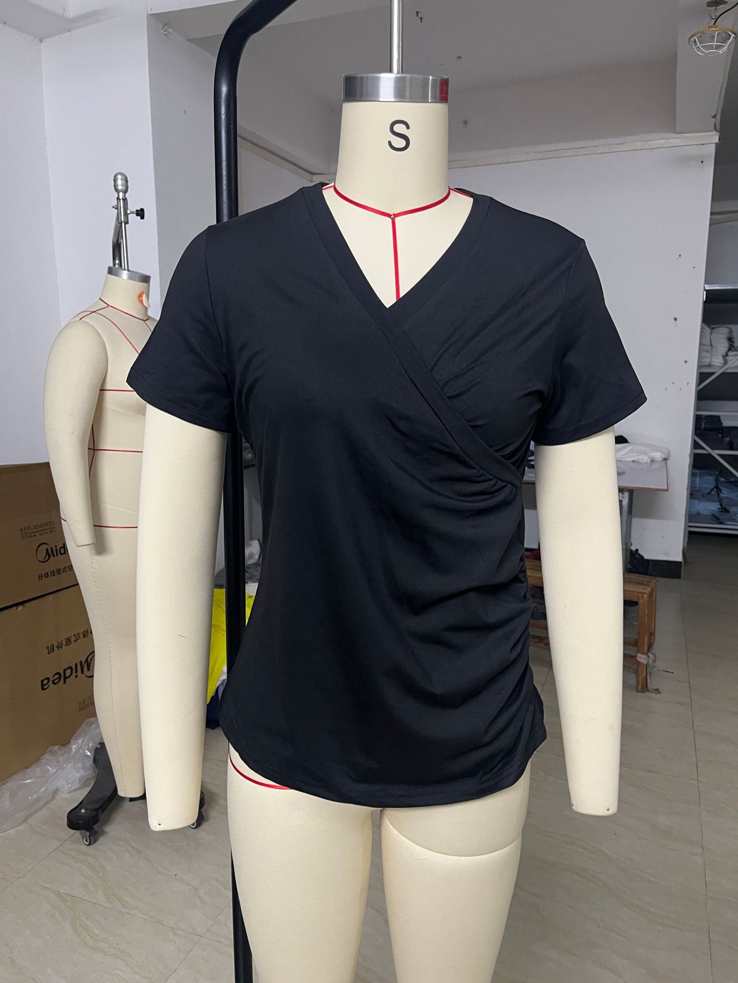 Women's Cross V-Neck Ruched Short Sleeve T-Shirt Casual Top