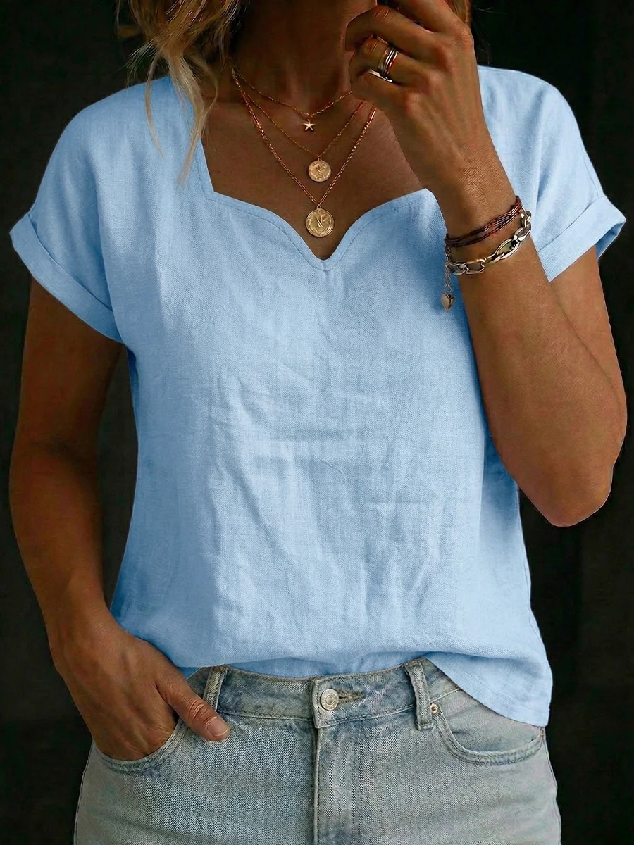 Women's Solid Short-Sleeve Sweetheart Neck T-Shirt