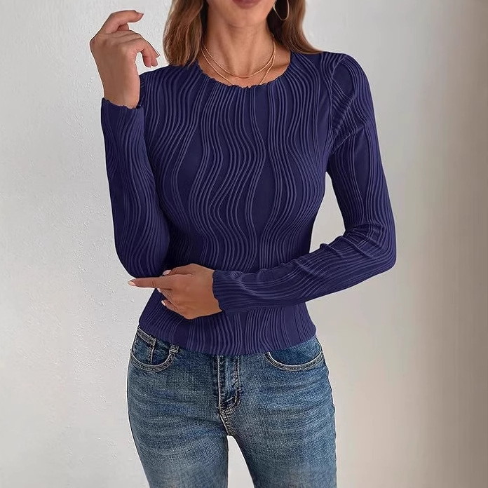 Women's Textured Crewneck Long Sleeve Slim Fit T-Shirt