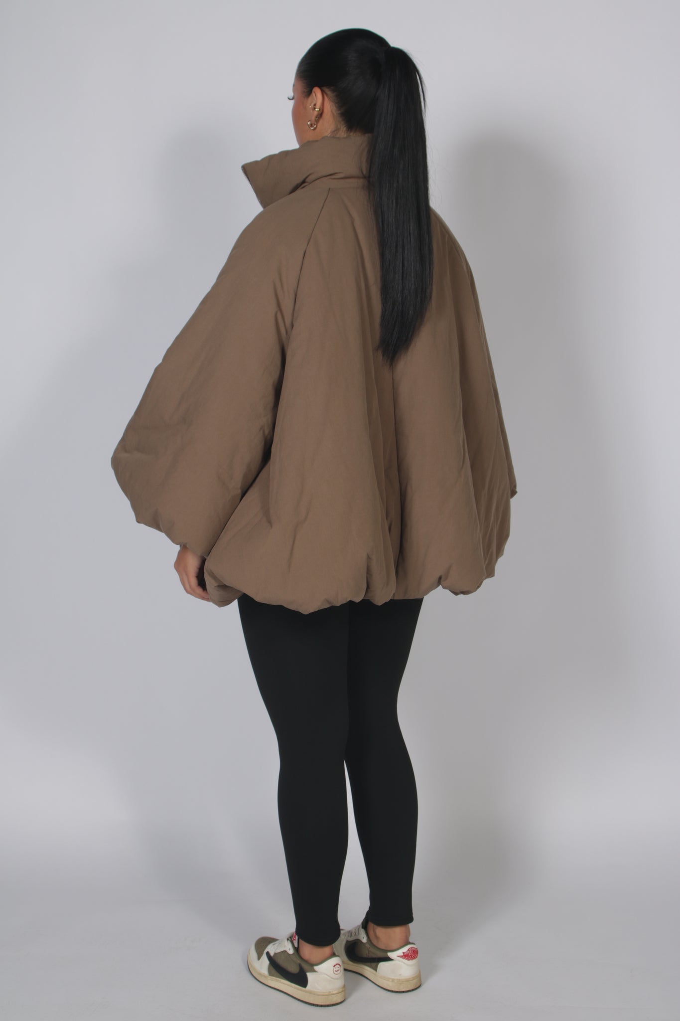 Puffer Choco down coat with a fluffy, voluminous design