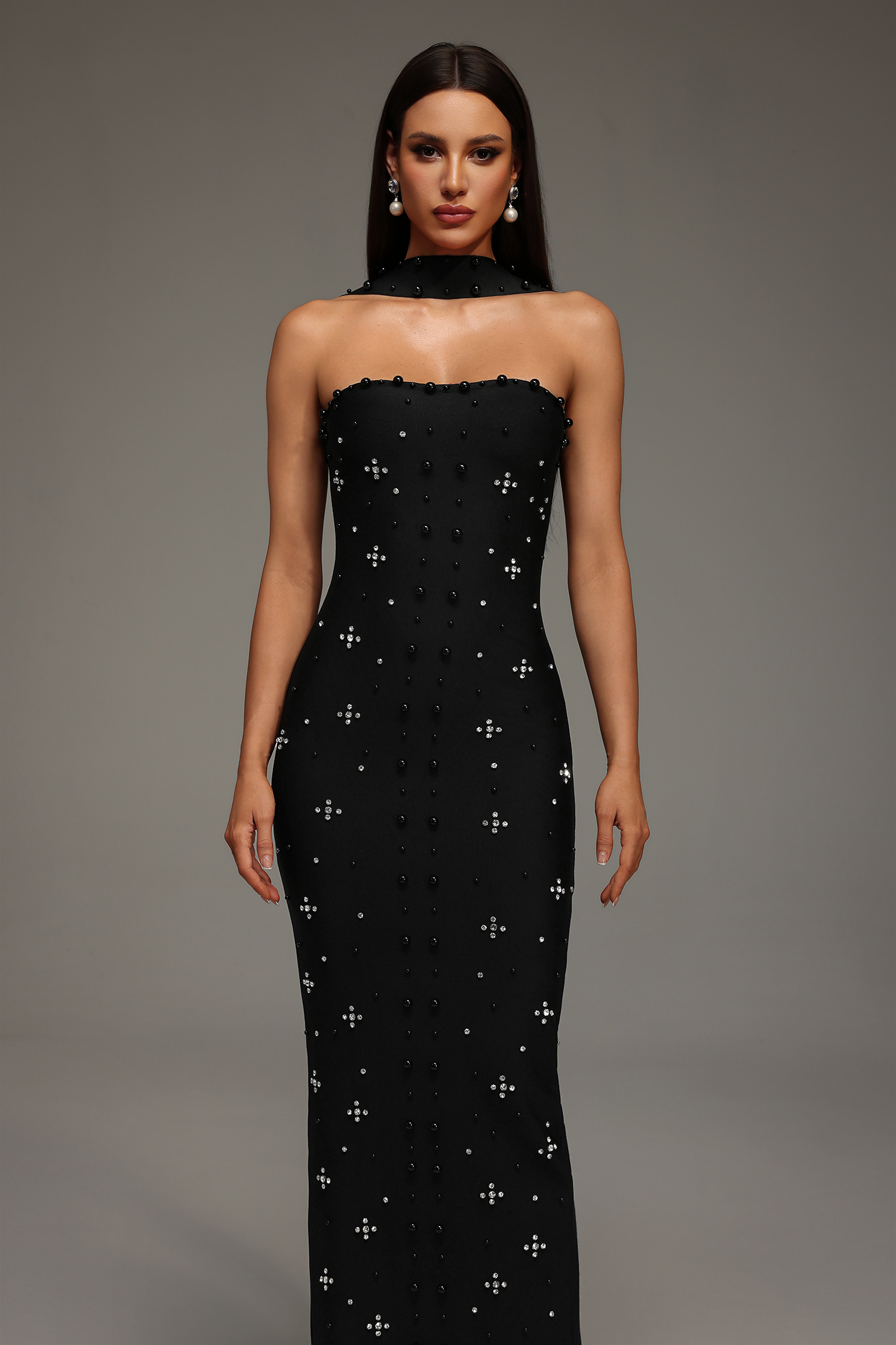 Nesya Sleeveless Pearl Bandage Maxi Dress