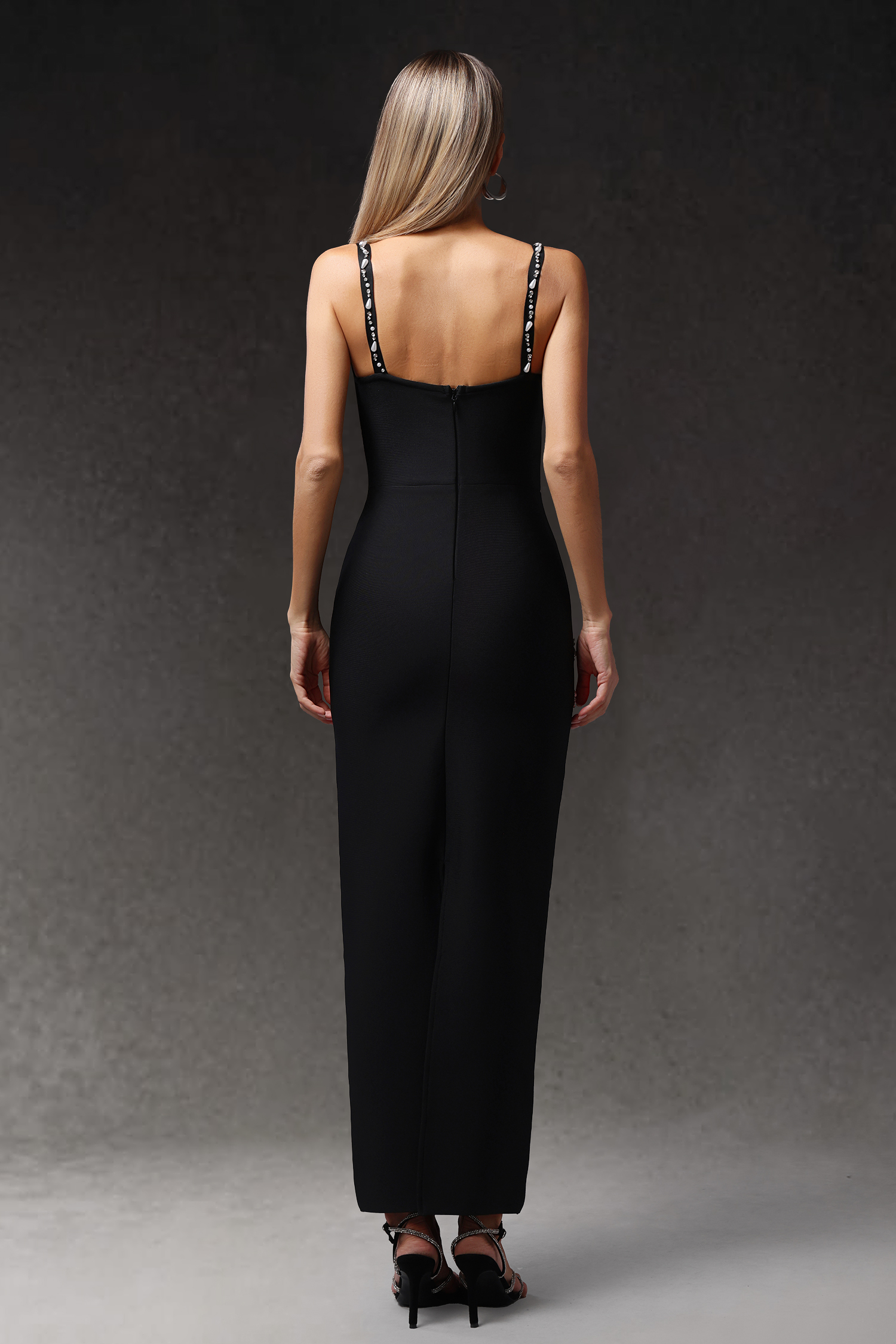Juyce Sleeveless Diamond Bandage Maxi Dress