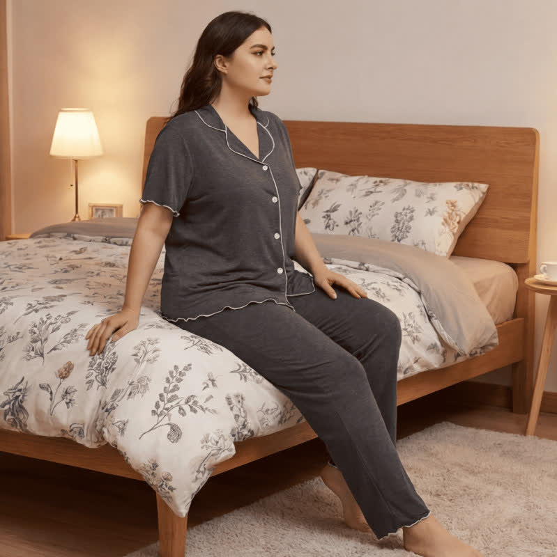 Plus Size Contrast Trim Pajama Set - image 9