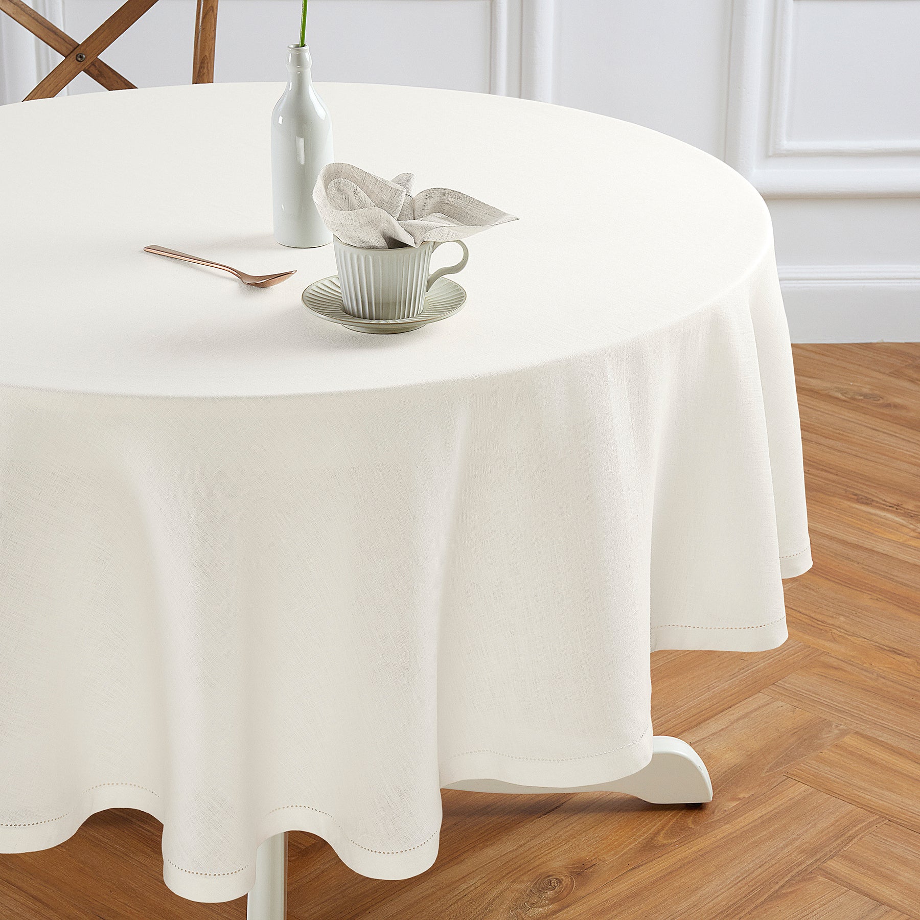 Sonoma Hemstitch Round Tablecloth