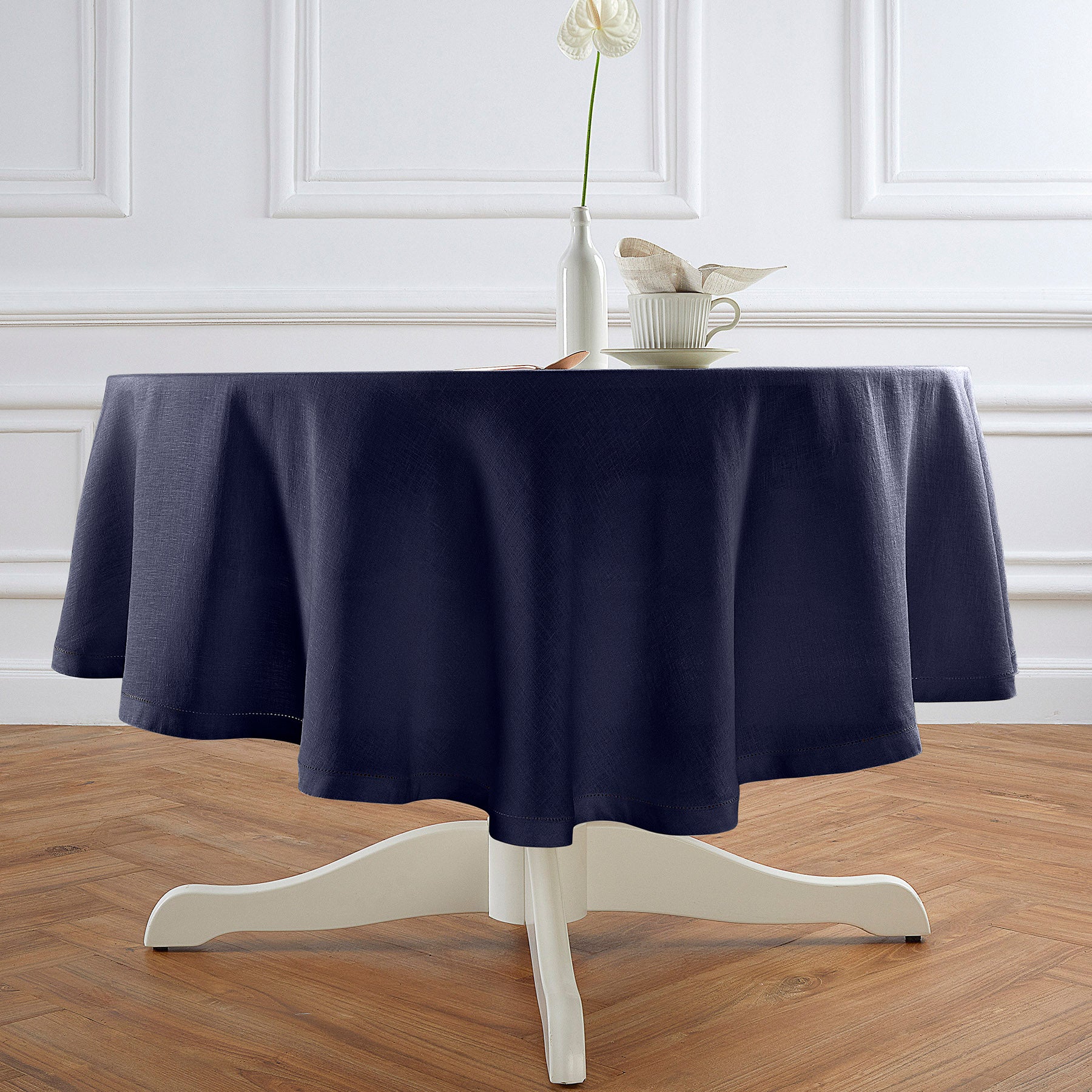 Sonoma Hemstitch Round Tablecloth