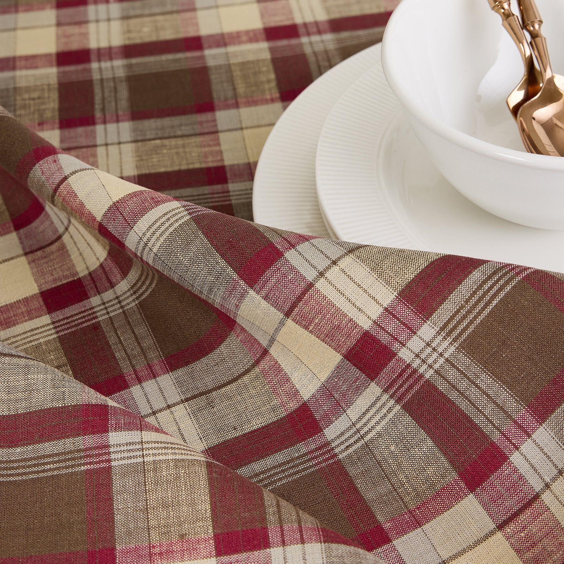 Rustic Plaid Table Runner