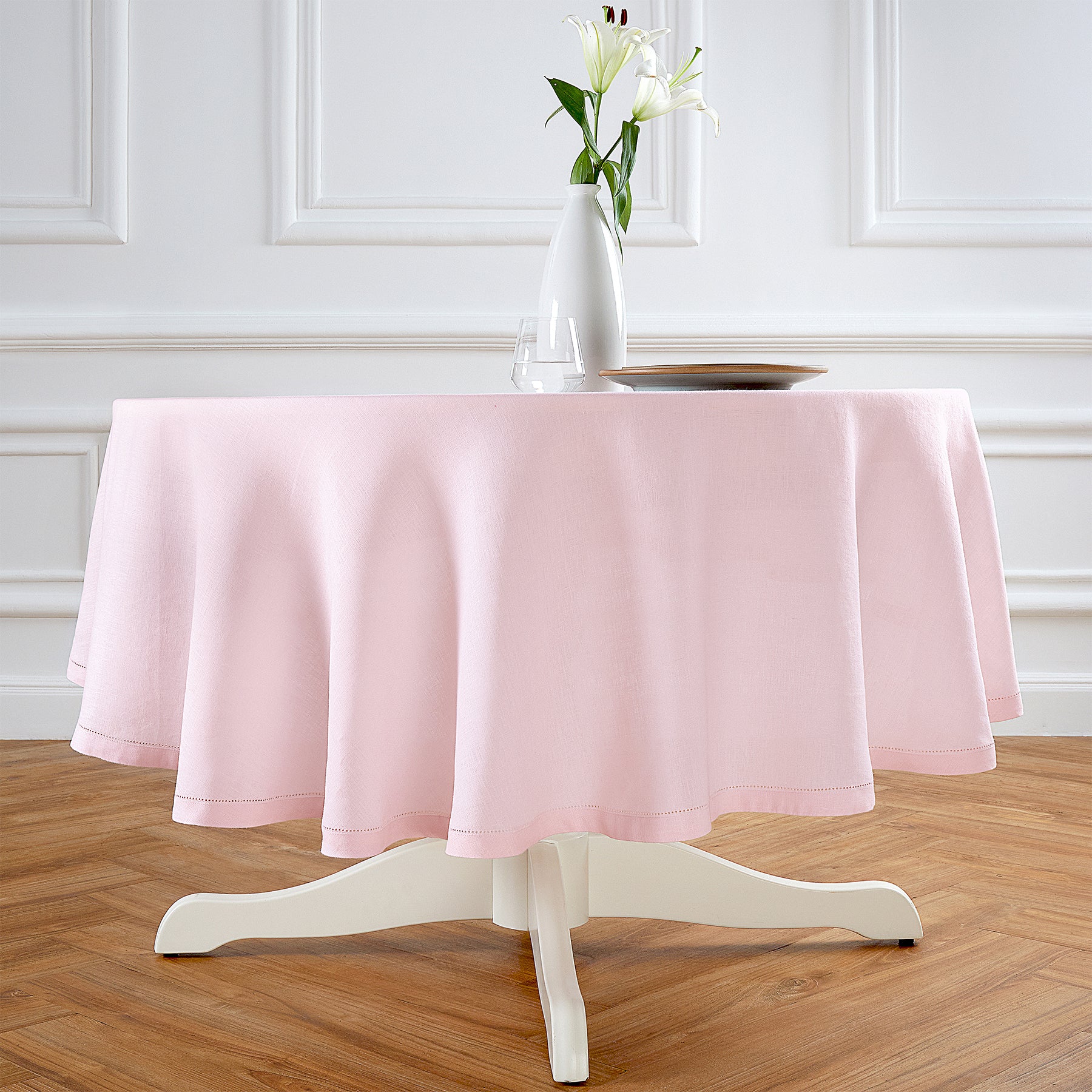 Sonoma Hemstitch Round Tablecloth