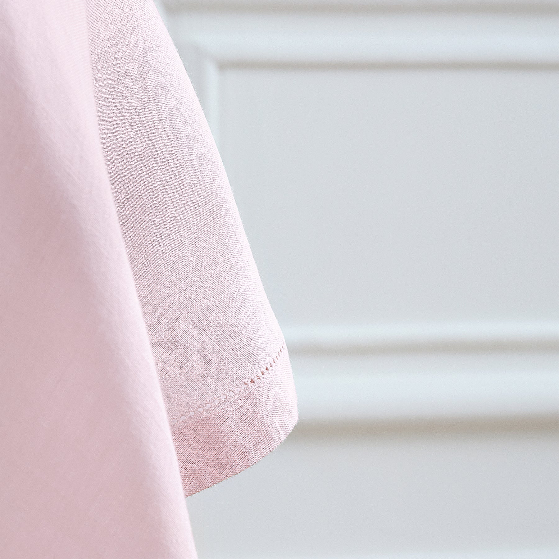Sonoma Hemstitch Round Tablecloth