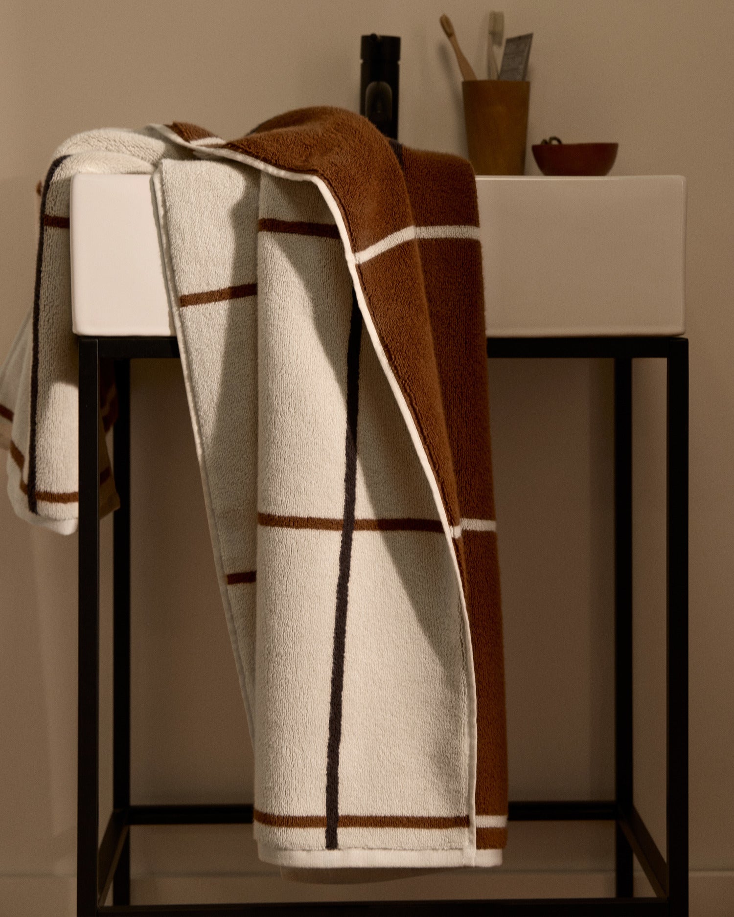 Organic Plush Towels (Bone Windowpane)