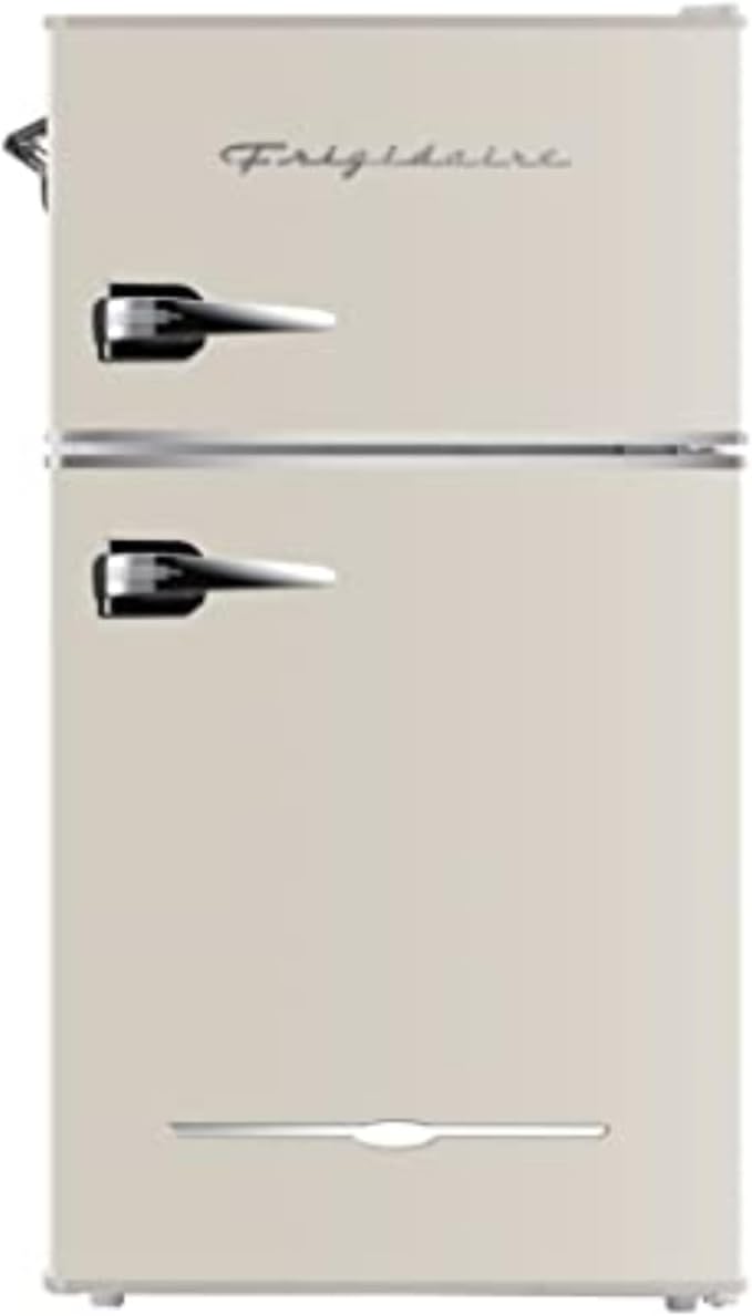 ❄️ Mininevera diseño vintage doble puerta capacidad 72 litros, freezer 21L, iluminación LED, nivel sonoro 39dB y consumo Clase E para espacios pequeños