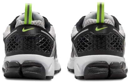 Nike Vomero 5 童款 - Black/Metallic Silver/Photon Dust - Image 3